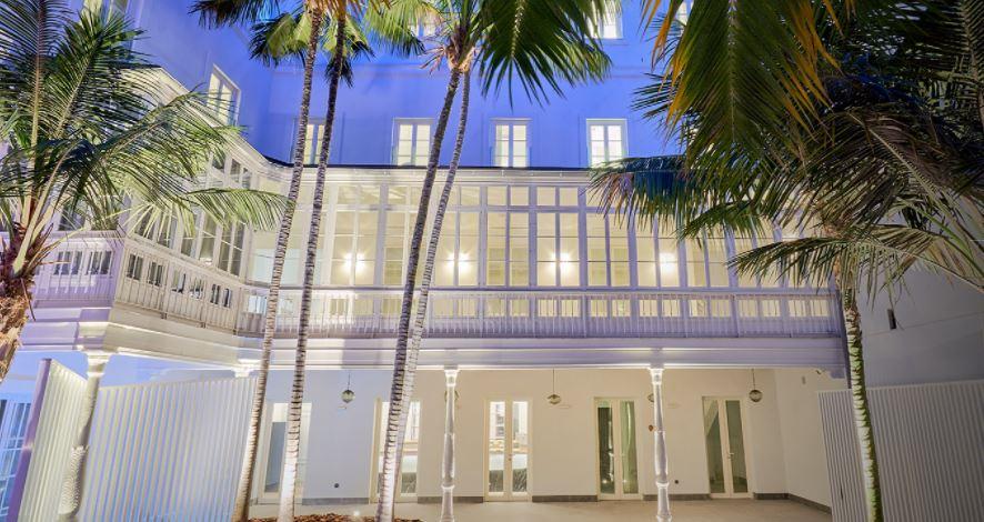 Tandem Palacio Veedor De Galeras Suites Cadiz Luaran gambar