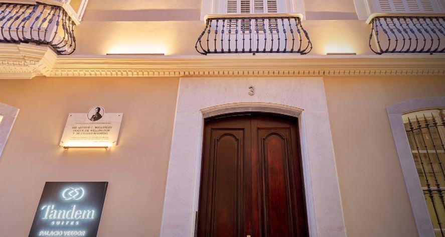 Tandem Palacio Veedor De Galeras Suites Cadiz Luaran gambar